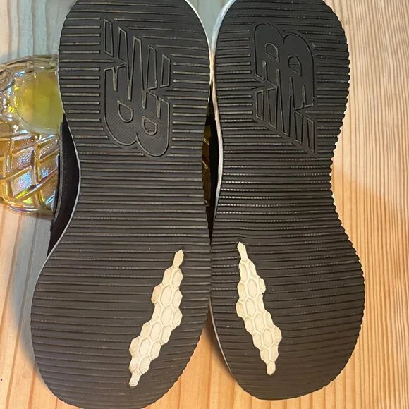 Women's Black and White New Balance X-70 Sneakers Size 6.5 - Picture 5 of 13